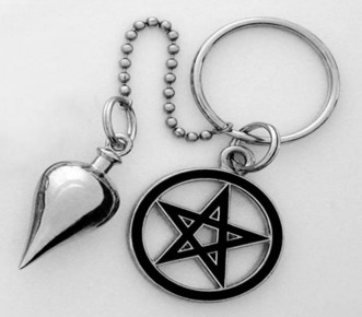 Pentagramm-Pendel - Schlüsselring und Amulett in Einem 